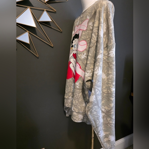 NWT Bling Betty Boop Handbag Charm With Matching Sweater ✨ - Picture 3 of 6